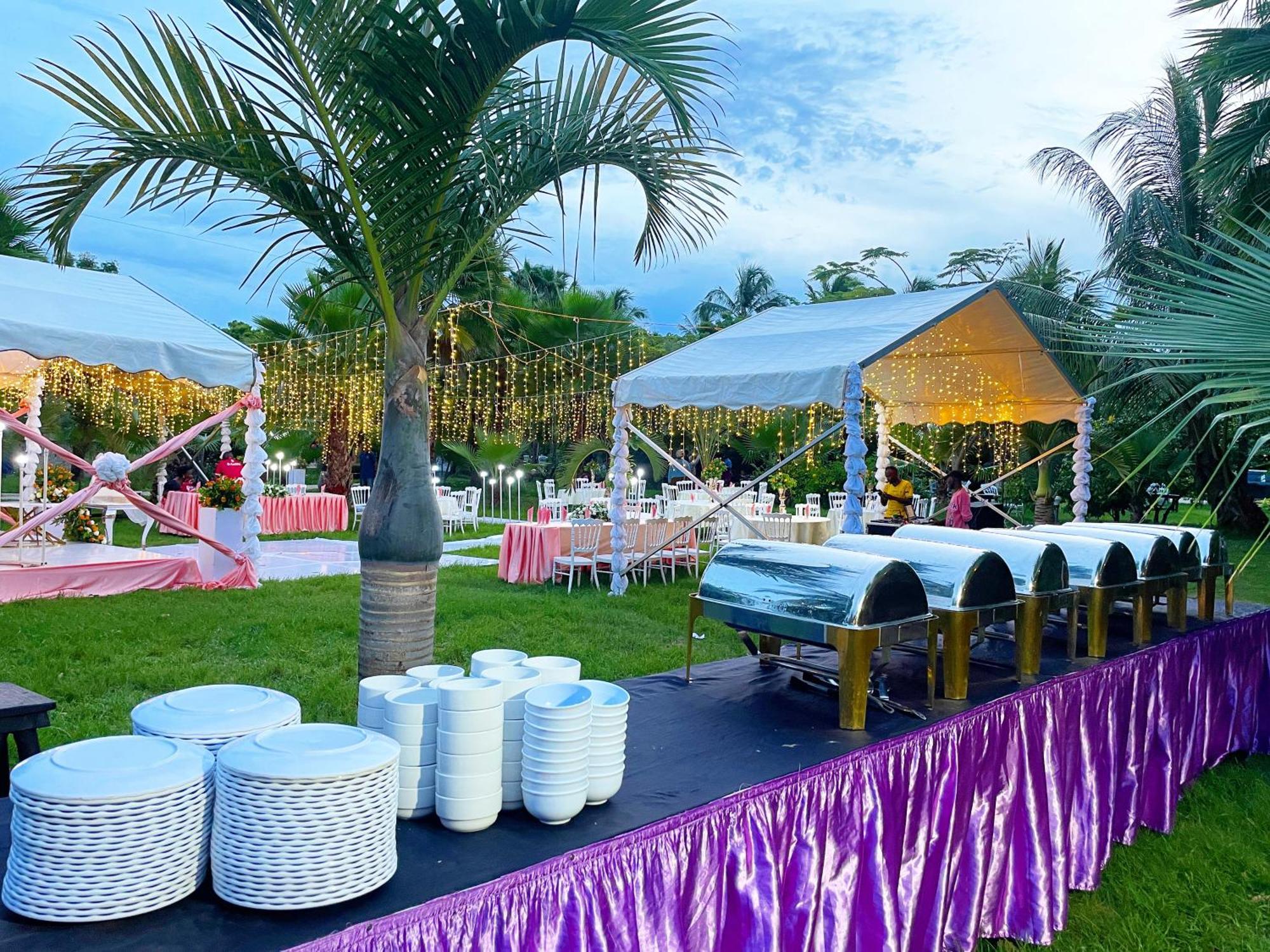 Kijiji Resort *